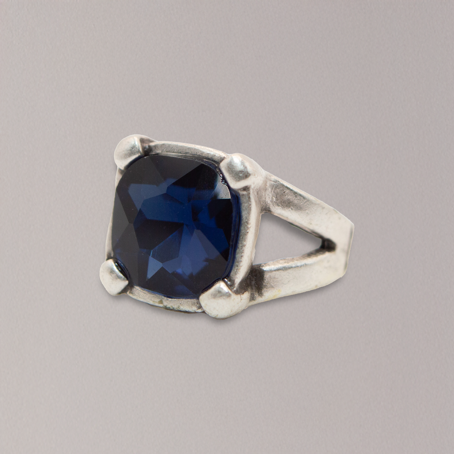 Sapphire Cushion Cut Ring -6842